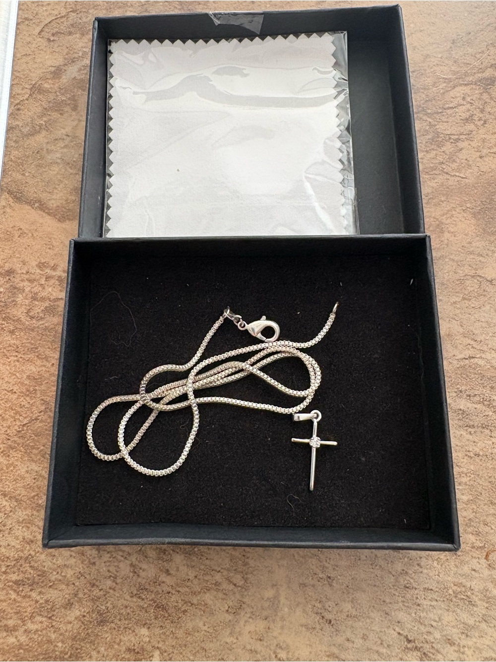 Sterling Silver Cross Pendant Necklace with 18in 925 silver chain